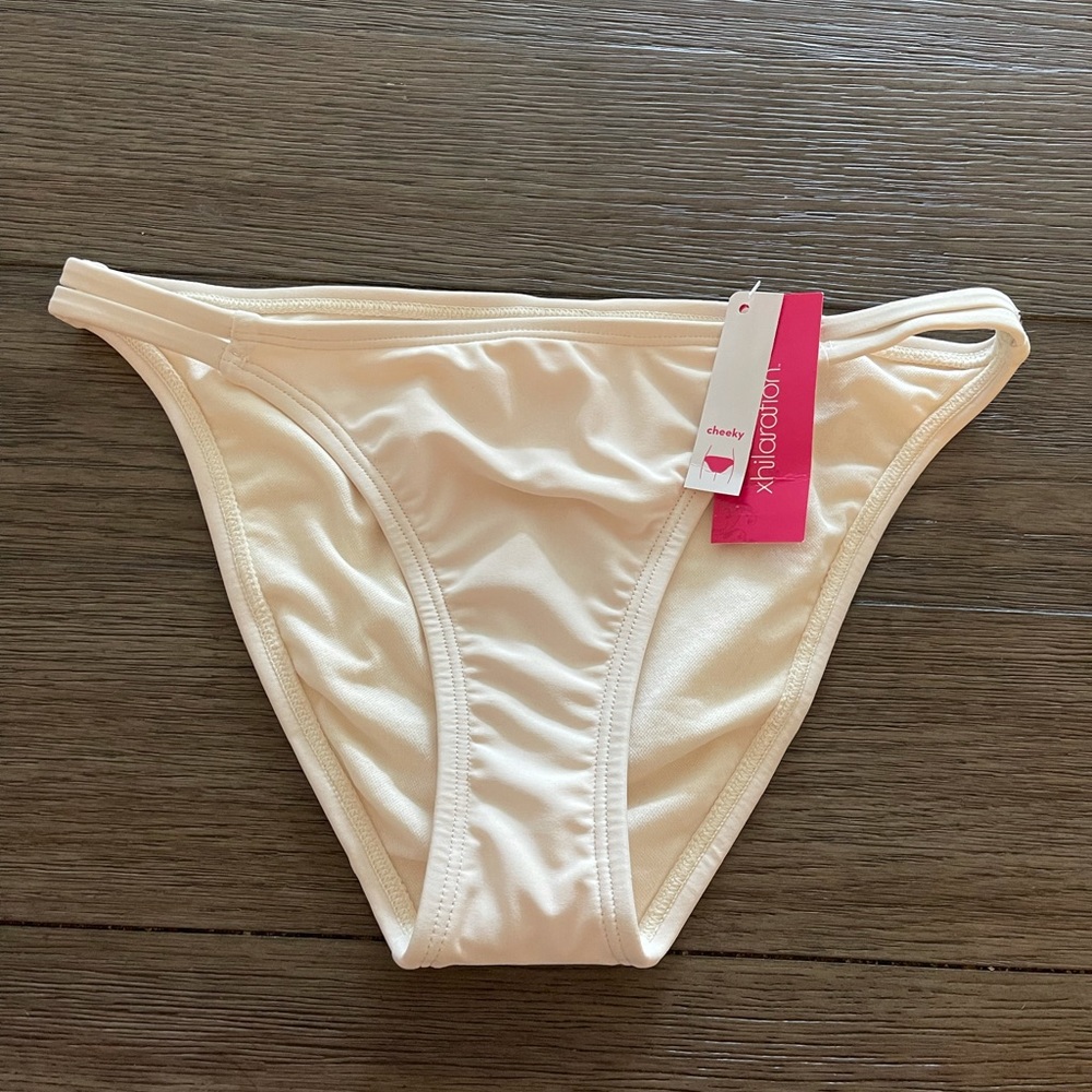 Xhilaration bikini briefs NWT Small
